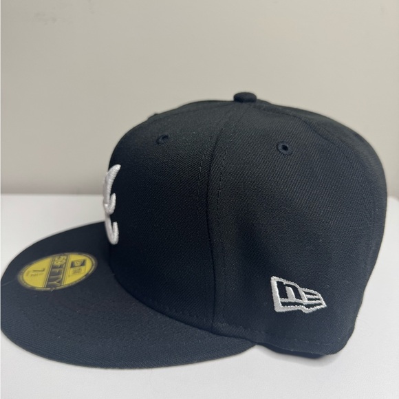 Atlanta Braves New Era 59FIFTY Fitted Hat - Size 7 1/2 - Picture 2 of 6
